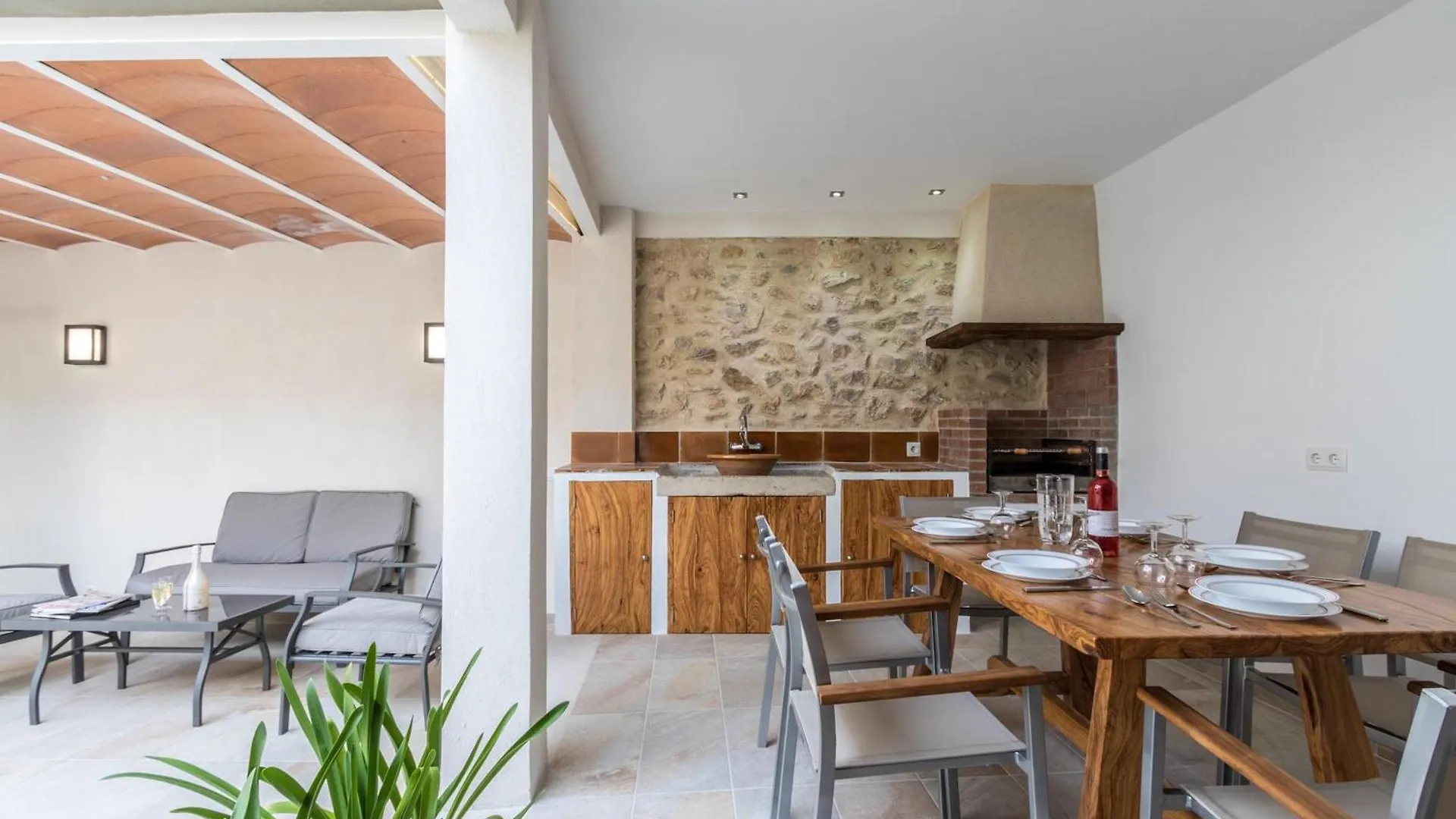 Villa Historic Pollensa Townhouse Casa Bugera 3 Bedrooms Private Pool Walking Distance To Centre Spain