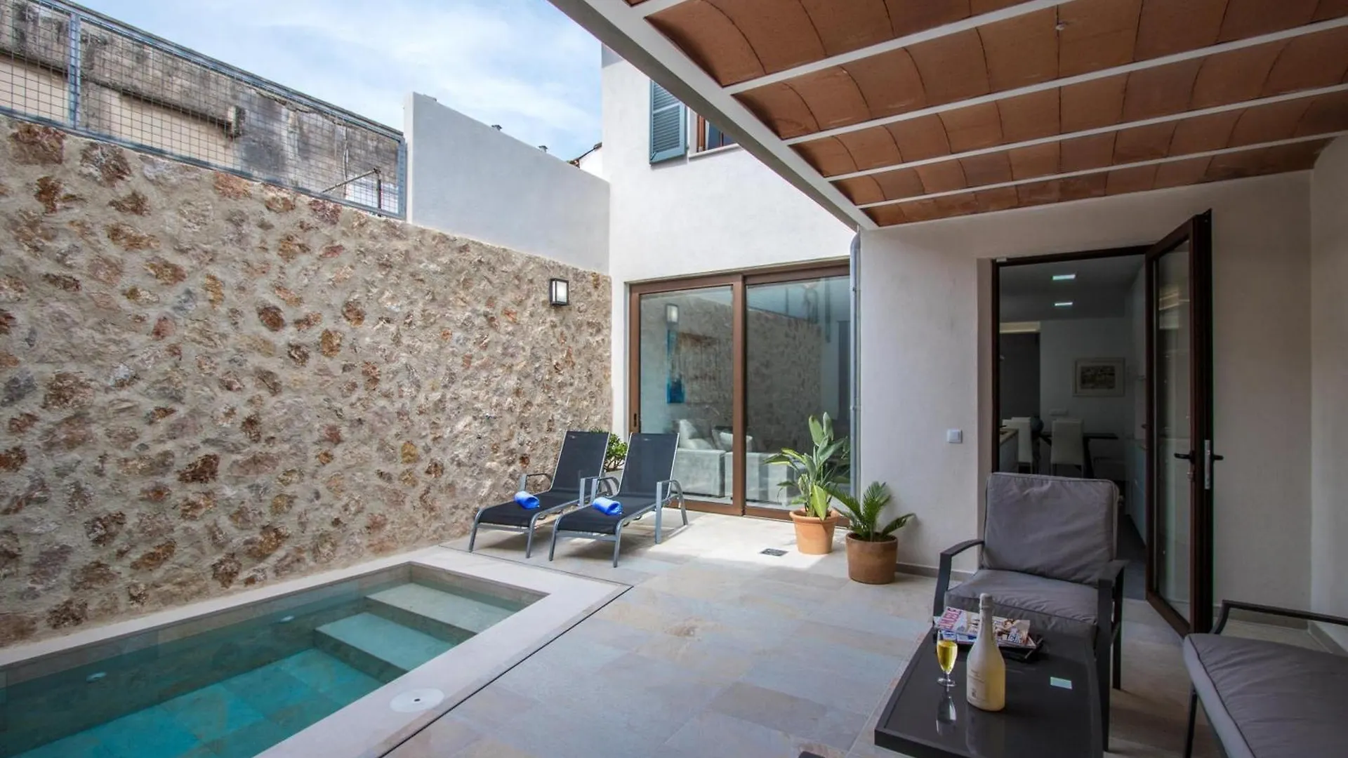 Historic Pollensa Townhouse Casa Bugera 3 Bedrooms Private Pool Walking Distance To Centre