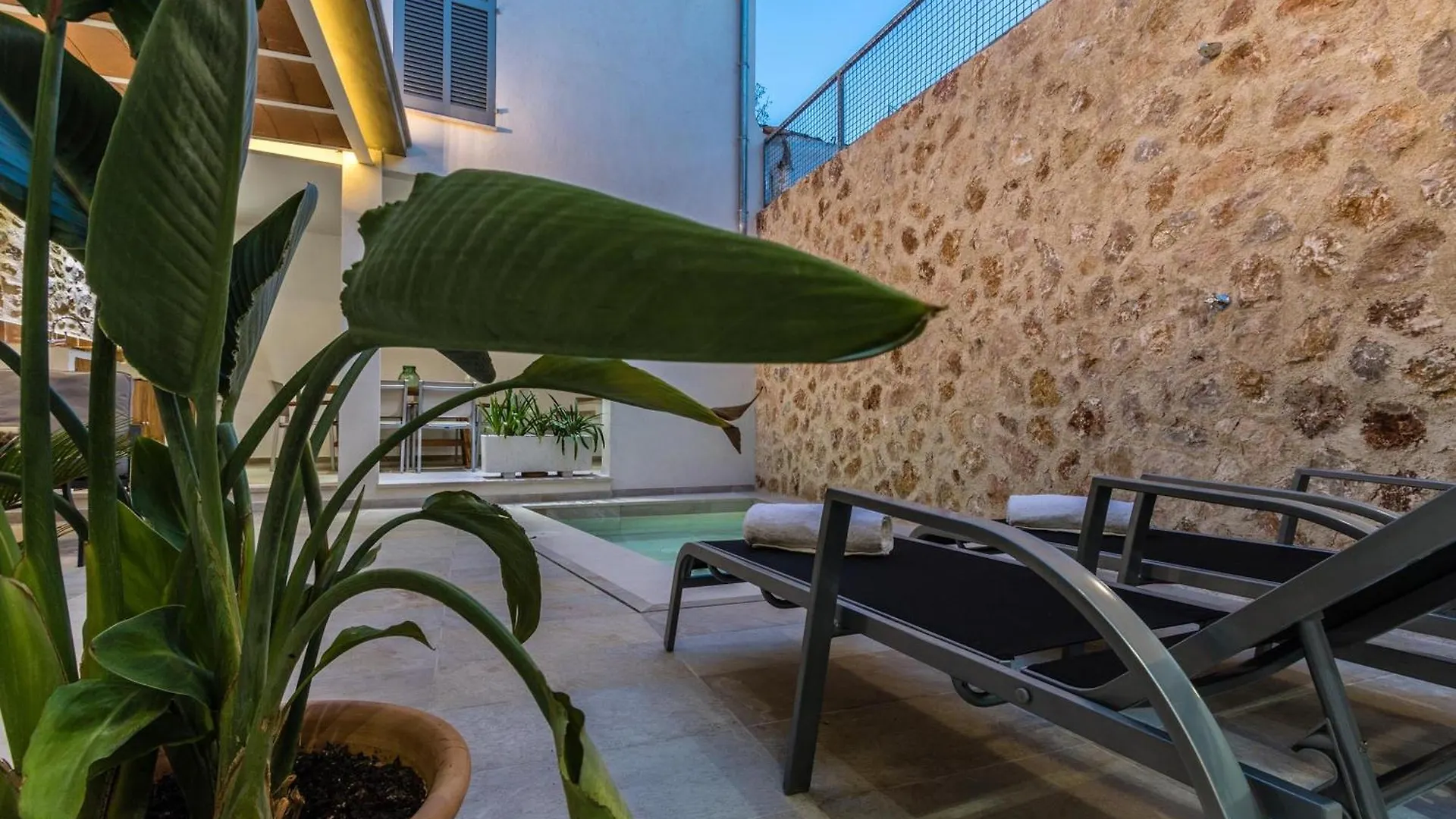 Historic Pollensa Townhouse Casa Bugera 3 Bedrooms Private Pool Walking Distance To Centre Villa